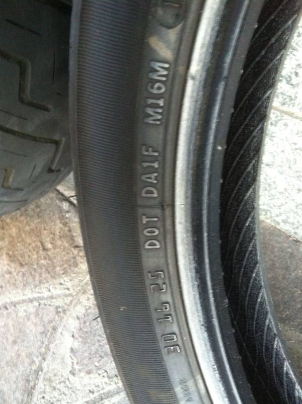 Gomme sportster
