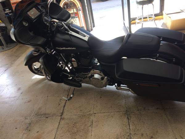 HARLEY TOURING ROAD GLIDE 2015