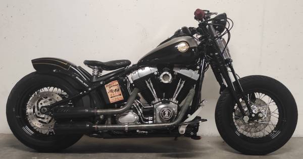 €.15,500 Harley-Davidson Softail Cross Bones - 2011