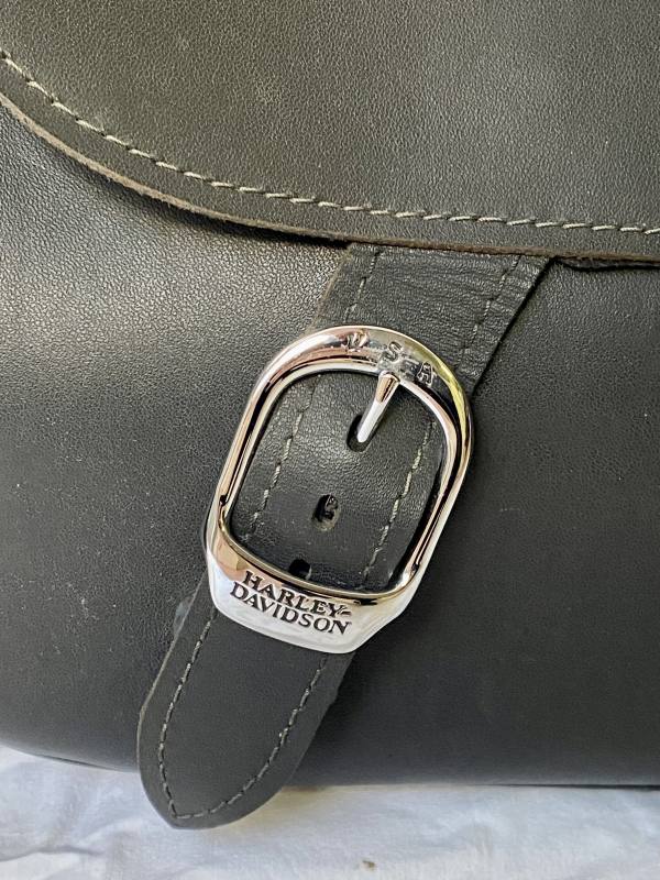 Coppia borse laterali in pelle originali Harley Davidson per softail