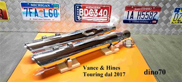 048 € 399 Harley terminali di scarico Vance & Hines Twin Slash x Touring M8 dal 2017