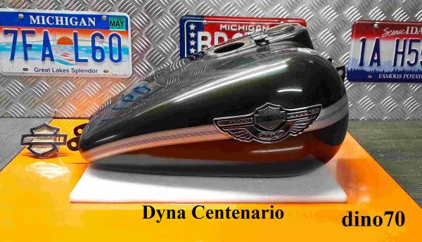 072 € 399 Harley serbatoio originale con fregi Centenario per Dyna