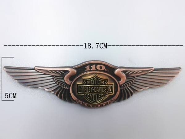 Fregio, stemma, simbolo anniversario 110 th harley davidson sportster dyna moto GRANDE